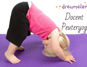 Docent peuteryoga downward